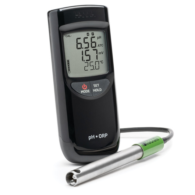 Waterproof Portable pH/pH-mV/ORP/Temperature Meter with Sensor Check™ (HI991003) - Image 2